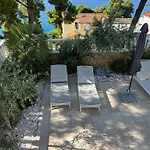 Luxury Beachfront Carlisa