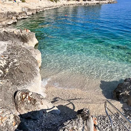 Luxury Beachfront Carlisa Apartament Čiovo