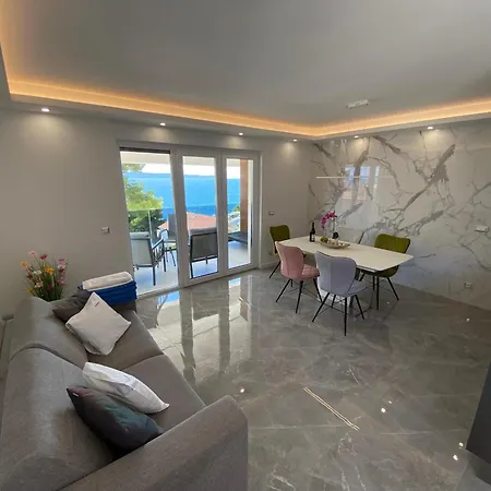 Luxury Beachfront Carlisa * Čiovo