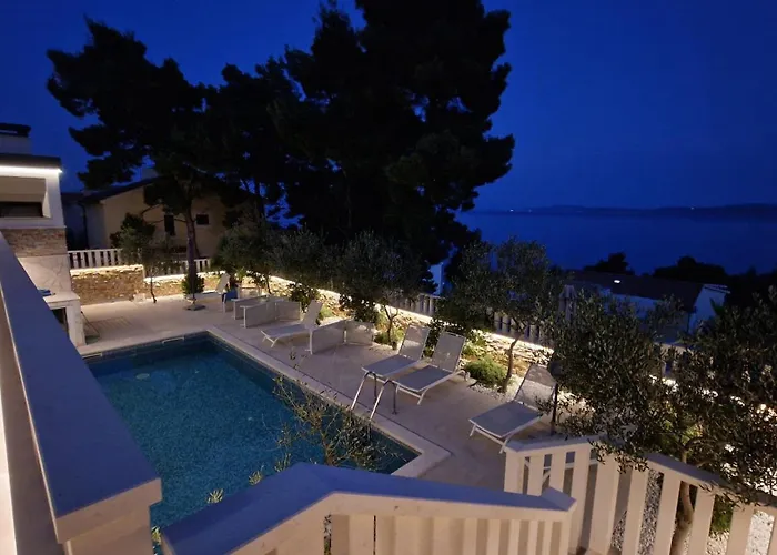 Luxury Beachfront Carlisa Čiovo