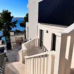 Luxury Beachfront Carlisa Apartament *