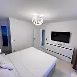 Apartament Luxury Beachfront Carlisa *