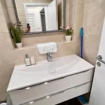 Luxury Beachfront Carlisa