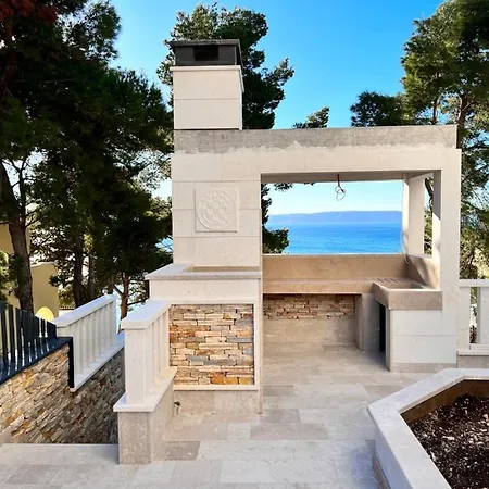 Daire Luxury Beachfront Carlisa *