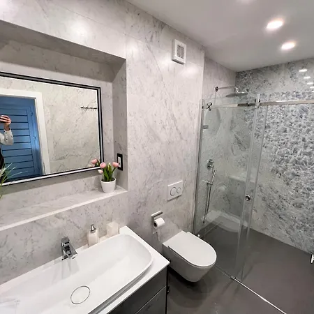 Daire Luxury Beachfront Carlisa *