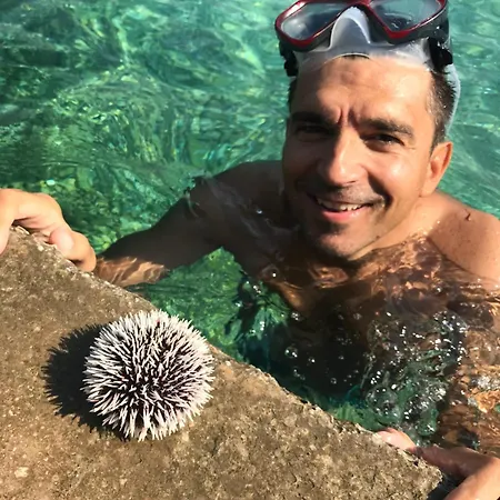 Luxury Beachfront Carlisa Daire