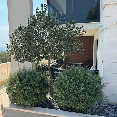 Daire Luxury Beachfront Carlisa Čiovo