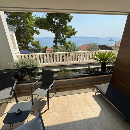 Luxury Beachfront Carlisa Čiovo