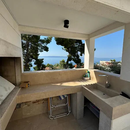 Luxury Beachfront Carlisa Daire *