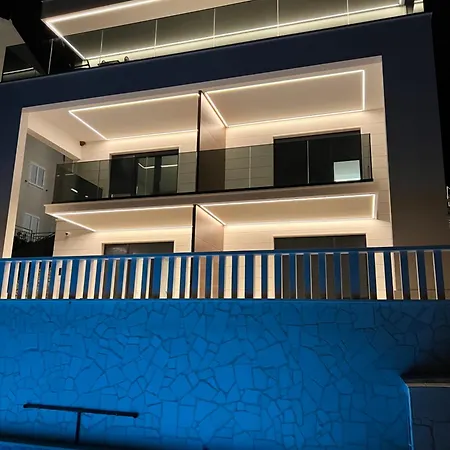 Luxury Beachfront Carlisa Apartman Čiovo